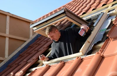 Pose de fenêtres de toit Velux à Lagleygeolle